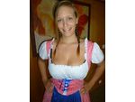 Blonde sie mit Volle bluse