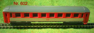 Nr. 602   LIMA H0; Schnellzugwagen  DB rot/weiß , 4 achsig