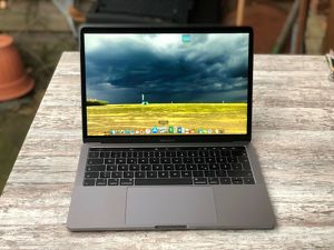 Apple MacBook Pro 13" TB - Space Grau 2018