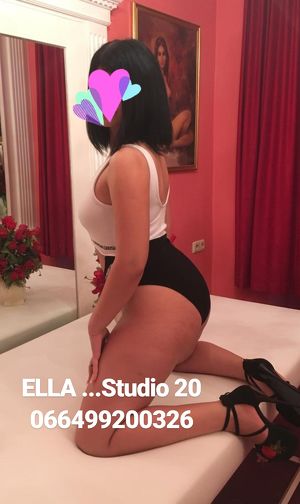 ELLA 22... Eine ganz neue Ungarische Schönheit!