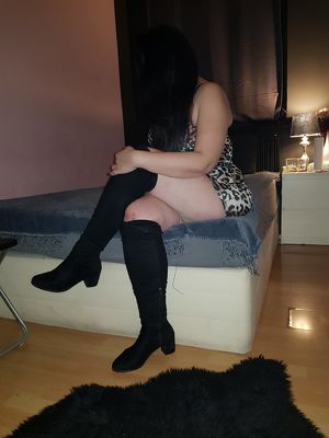 Neu neu neu  Korber  gasse 13  Lisa  Full Service