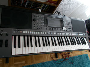 Yamaha PSR-S970 Arranger Workstation Keyboard