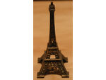 Statue vom Eiffelturm