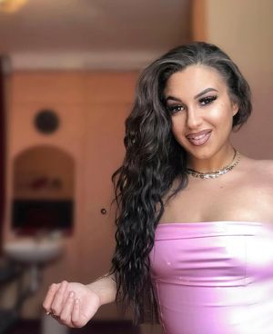 Larissa Neu Neu Neu Hauffgasse 19 A